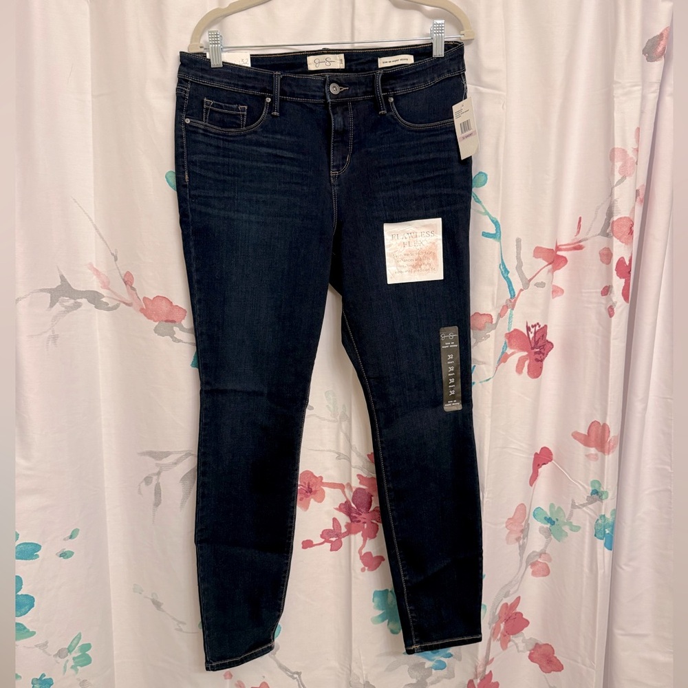 Jessica Simpson Kiss Me Super Skinny Jeans